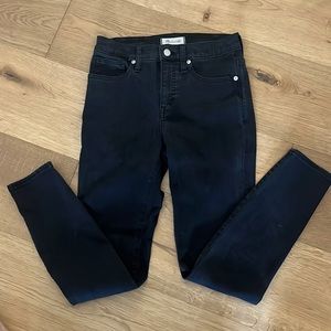 MADEWELL EUC black 9” Mid-Rise Skinny jeans size 26
